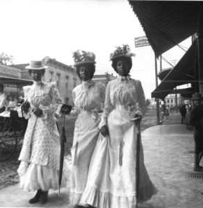 Three Negro women in their Sunday best. Marshall, Texas. 1899-1900.